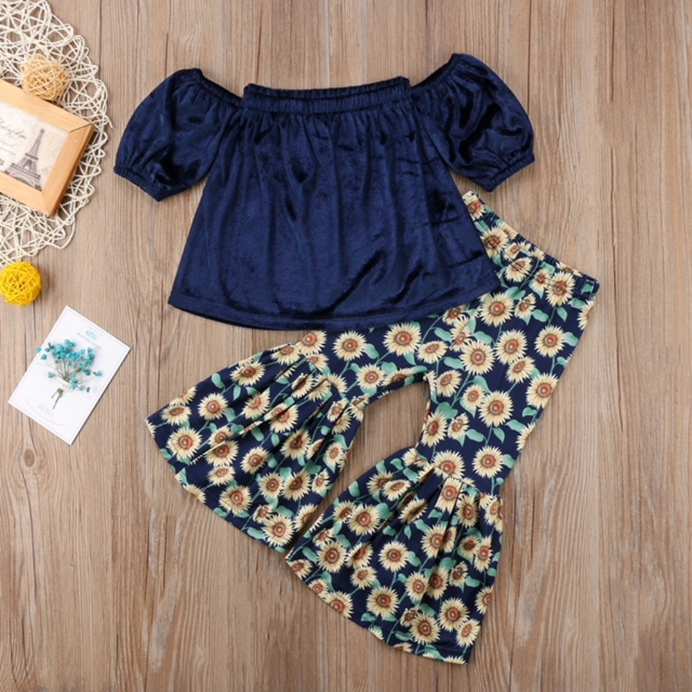 🌻2pc Velvet Top & Sunflower Pants Set🌻 - Picture 2 of 6